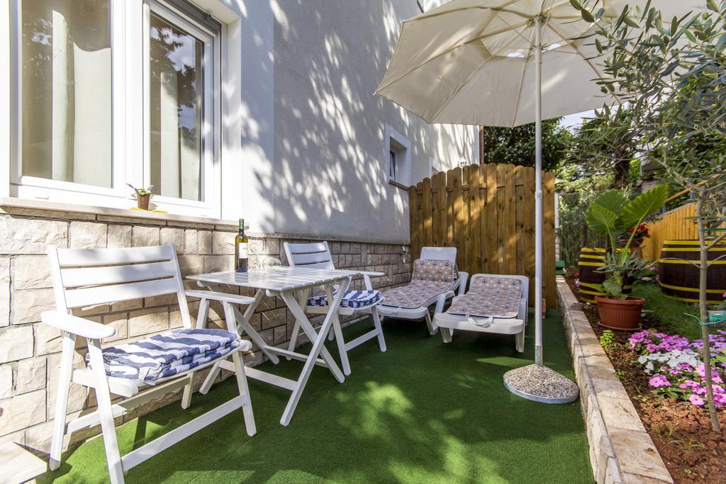 Rooms Vilena Medulin Exterior foto
